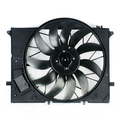 A2205000293自動車部品車の電気ラジエーターの冷却ファン850WベンツW220 W215 R230