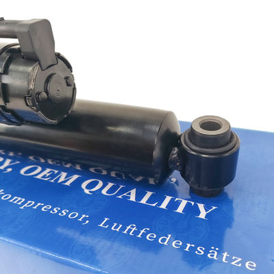 A2053208630 C205 空中懸垂 ADS 完全右後 2014年