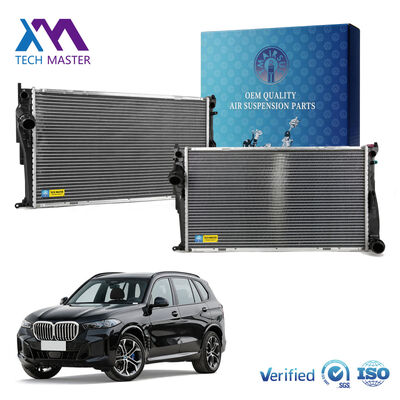 BMW E92 335 & BMW X1用のラジエーターTM (1)